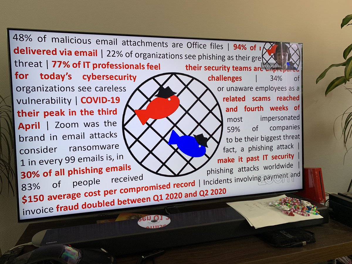 Workshop4Me's tweet image. @Gameofcode_lu pitch completed by Phishnet team solving the problem of #phishing #gameofcode #codeweekeu @LuxTechSchool #codingforkids Well done Team!
