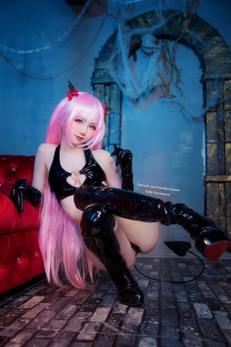 Twitterのコスプレ画像16