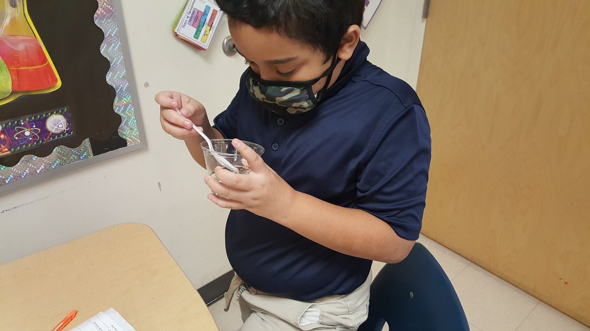 What's the difference between a mixture and a solution? Students are using corn syrup,  oil, sand,  baking soda and more to answer their hypotheses. #handsonscience <a href="/theREALDonMaier/">Don Maier</a> <a href="/HorizonAcadFL/">HorizonMarionOaks</a>