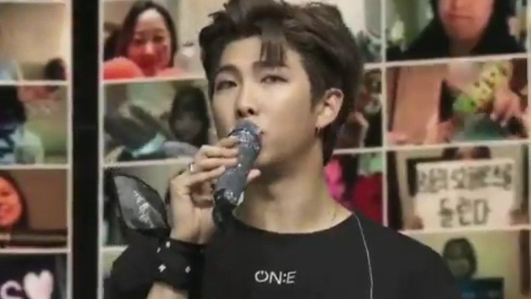 btsbrasil_on's tweet photo. [TRAD] 20.10.11 | Discurso final em coreano do #RM (@BTS_twt), segundo dia do #MapOfTheSoulOne_D2:

🐨 Penso que diversos sentimentos estavam presentes nesse show. Nosso primeiro passo adiante começou com os pequenos sonhos de 7 jovens que se juntaram. (+) https://t.co/eaOBwIwpeo