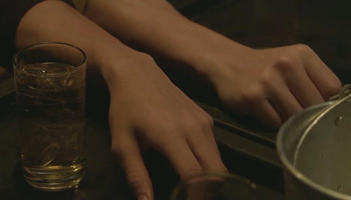 rustypolca's tweet photo. Just pictures of petekao's hands, but they can still hurt you— a photo set:

#DarkBlueKiss1stAnniv
#เตนิว #taynew https://t.co/DnmBiOynJV