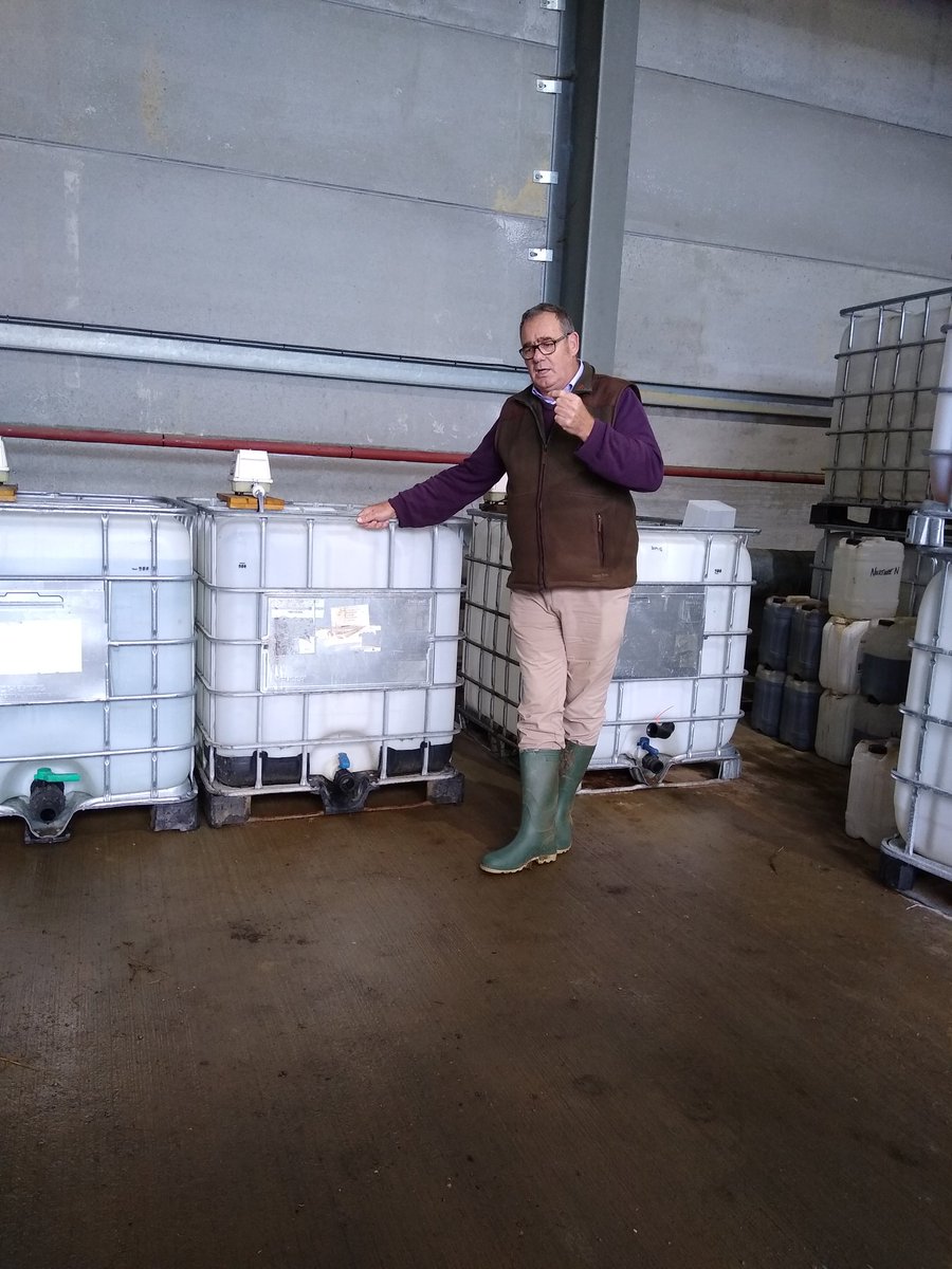Beealert8's tweet image. Biological seed dressings, #composttea , as shown here by @aivafertiliser, is a bacterial and fungal application which aids soil health. Its a journey not a race, building  carbon, reducing reliance on artificial N, apply compost tea, £time. #naturalregen @FWAGSouthWest #CCARP