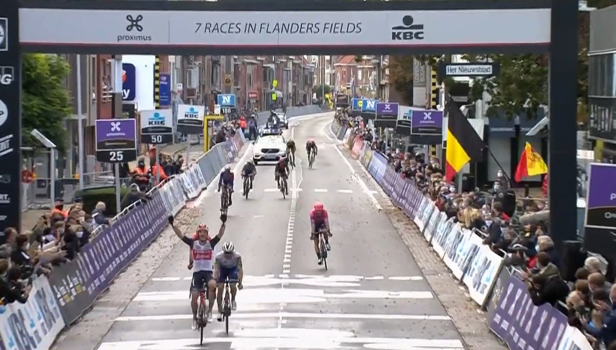 Movistar_Team's tweet photo. 🇧🇪 #GWE20: Mads Pedersen (TFS) wins the men's @GentWevelgem, ahead of Sénéchal (DQT, 2nd) and Trentin (CCC, 3rd).

We had @johanjacbs (+2'06") notably featuring in the 2nd half of the race, counter-attacking the early break into the Kemmelberg and chasing hard + moving later on. https://t.co/Na1uXFzf0L