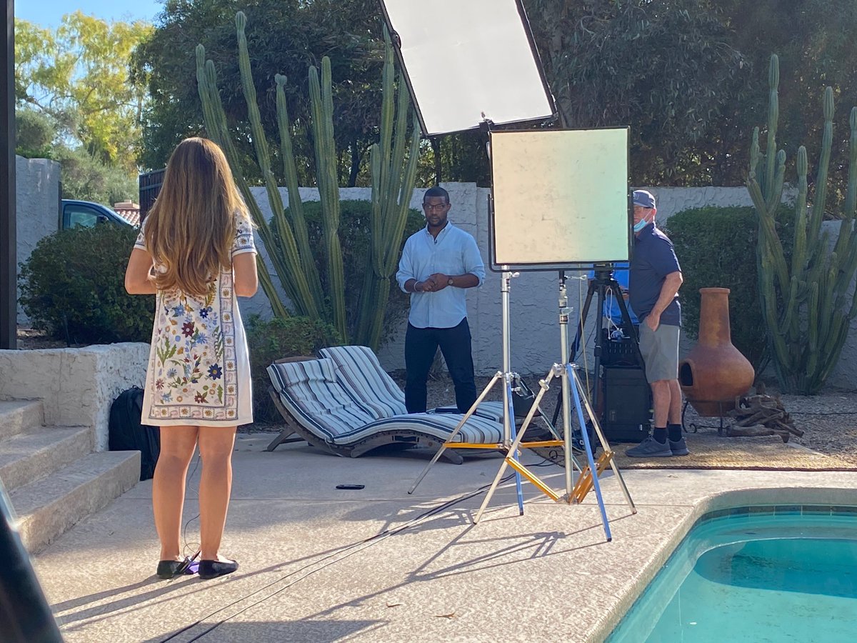 Alex_Presha's tweet image. Spent the week running around Maricopa County in Arizona talking to Independent voters. They turned this red state purple and polls suggest they could push it blue in 2020. It was fun checking the pulse in this part of the country! 🌵