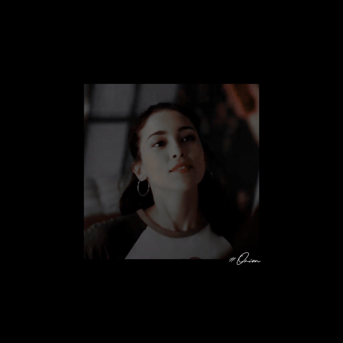 *ㅤㅤㅤㅤㅤㅤ
                gina m. cawthorne ⠀ཾ༵ ࿐ྃ ࿏ 
                aka — 𝘁𝗵𝗲 𝗼𝗱𝗱 𝗼𝗻𝗲 𝗼𝘂𝘁 .
                fandomless college oc .
                𝗠𝗔𝗧𝗛 𝗪𝗜𝗭 / 𝗪𝗔𝗜𝗧𝗥𝗘𝗦𝗦 !
                #𝑂𝑅𝐼𝑂𝑁