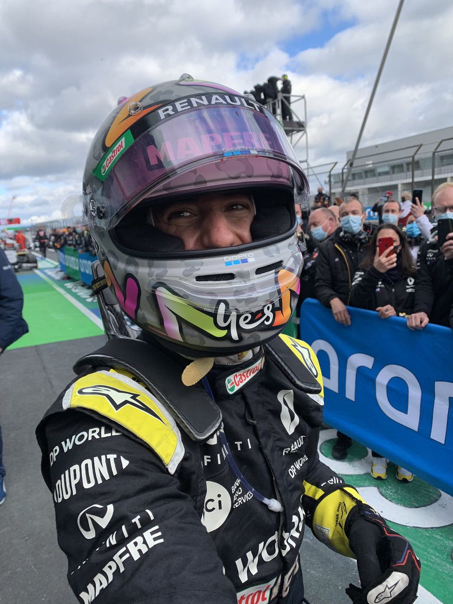WHAT A FEELING!!! YES DANIEL, YES! 

#RSspirit #EifelGP 
<a href="/danielricciardo/">Daniel Ricciardo</a>