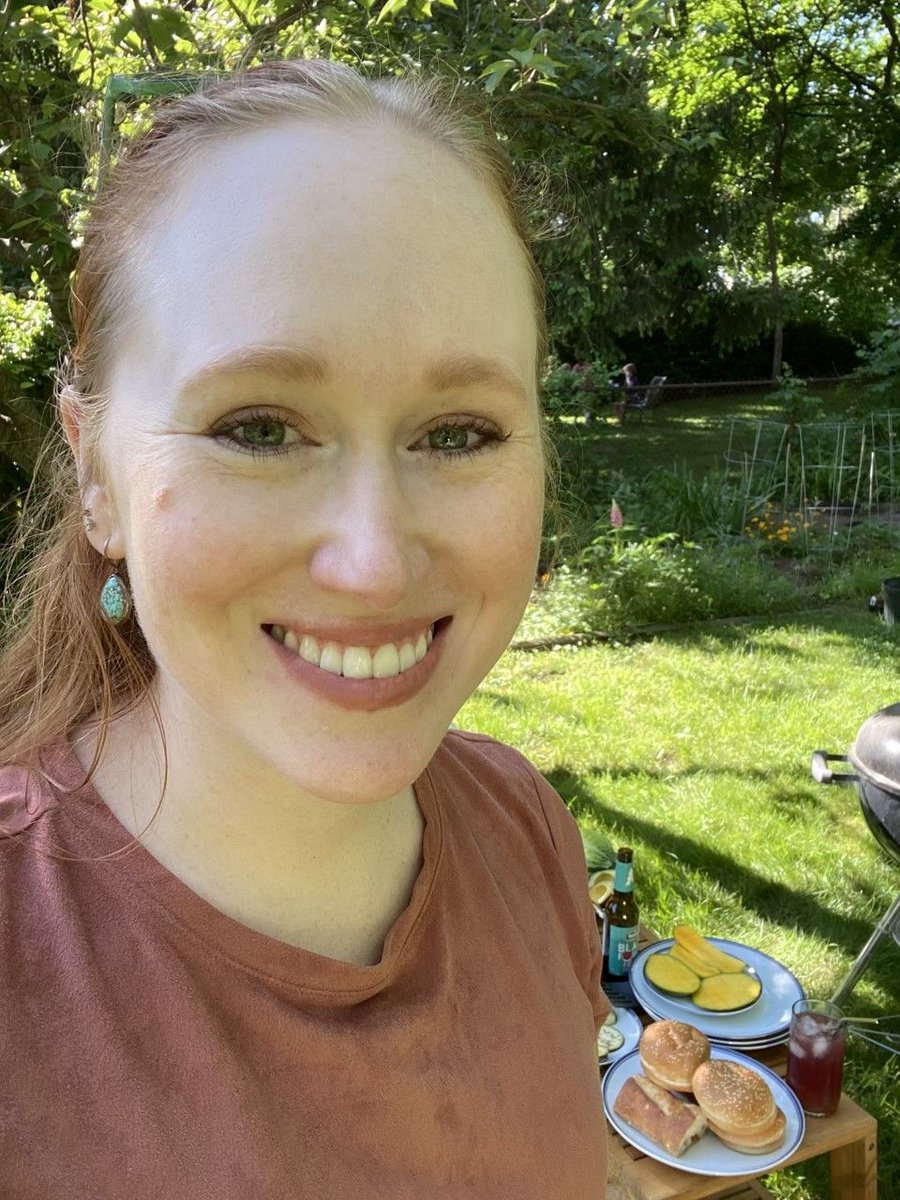 ColumbiaNursing's tweet photo. Continuing our celebration of #NationalMidwiferyWeek, midwifery student Savannah King told us what being a midwife means to her in light of the pandemic. #YearoftheNurseandMidwife #YearoftheMidwife #NationalMidwiferyWeek #NMW2020 https://t.co/dSSw3MHQHe