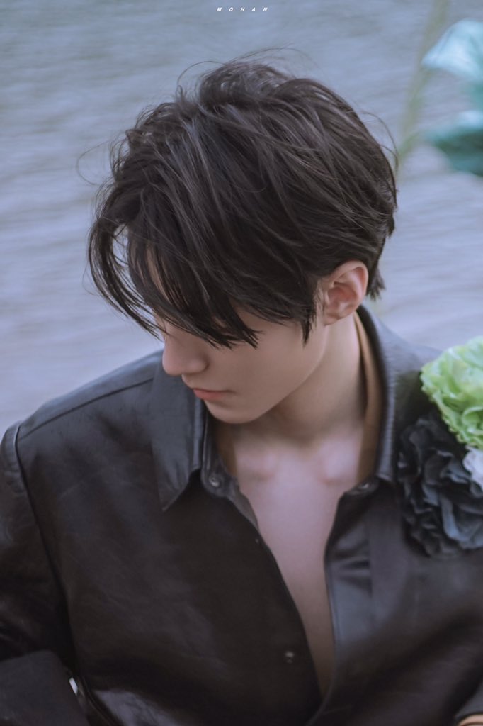KarryFanClub921's tweet photo. 【20201011 Goodnight】

Though my soul may set in darkness, you are always the perfect light.

Goodnight Karry. 🌙

Cr. logo

#王俊凯 #王俊凱 #WangJunkai #KarryWang #왕준카이 #VươngTuấnKhải #ワンジュンカイ #บอสข่ายมาไทย #わんじゅんかい #TFBOYS王俊凯 https://t.co/qqRVS3STpv