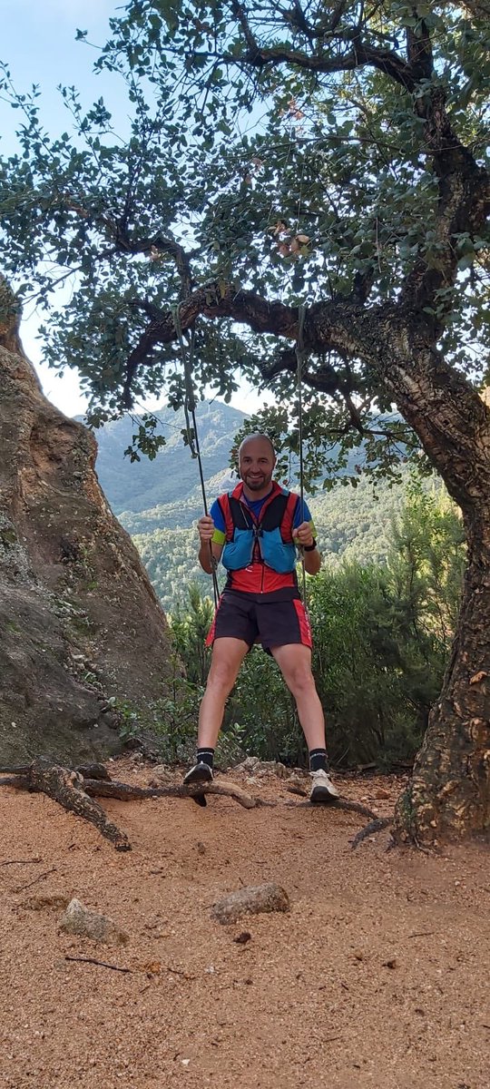 merli11g's tweet photo. Diumengejant per l’Ardenya tot buscant els corriols molls i les pedres relliscoses!!!! #ardenya #matxacuca #10k #gasalescames https://t.co/vPm7RH0x3t