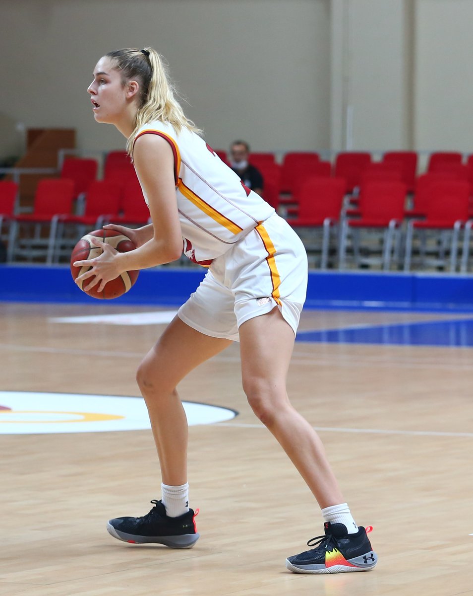 โญ๏ธ Bellona Kayseri Basketbol karลฤฑsฤฑnda Bella Alarie!
@bella_alarie
35 dakika
29 sayฤฑ (11/15 saha iรงi isabeti)
11 ribaund
2 asist
2 top รงalma
1 blok
๐ https://t.co/WR6JiiuRbu