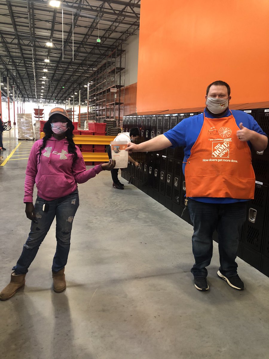 Nicholas Dolle (@dollenicholas) on Twitter photo Tia is an absolute MDO ALL STAR she has taken ownership of the appliance parts process and has knocked it out of the park excellent job <a href="/5829Mdo/">MDO 5829 Baltimore</a> <a href="/rjosupplychain/">Rox</a> <a href="/AshleyAnn_2505/">Ashley Smith</a> <a href="/DarinGagethd/">Darin Gage</a> Tia is an absolute MDO ALL STAR she has taken ownership of the appliance parts process and has knocked it out of the park excellent job <a href="/5829Mdo/">MDO 5829 Baltimore</a> <a href="/rjosupplychain/">Rox</a> <a href="/AshleyAnn_2505/">Ashley Smith</a> <a href="/DarinGagethd/">Darin Gage</a>