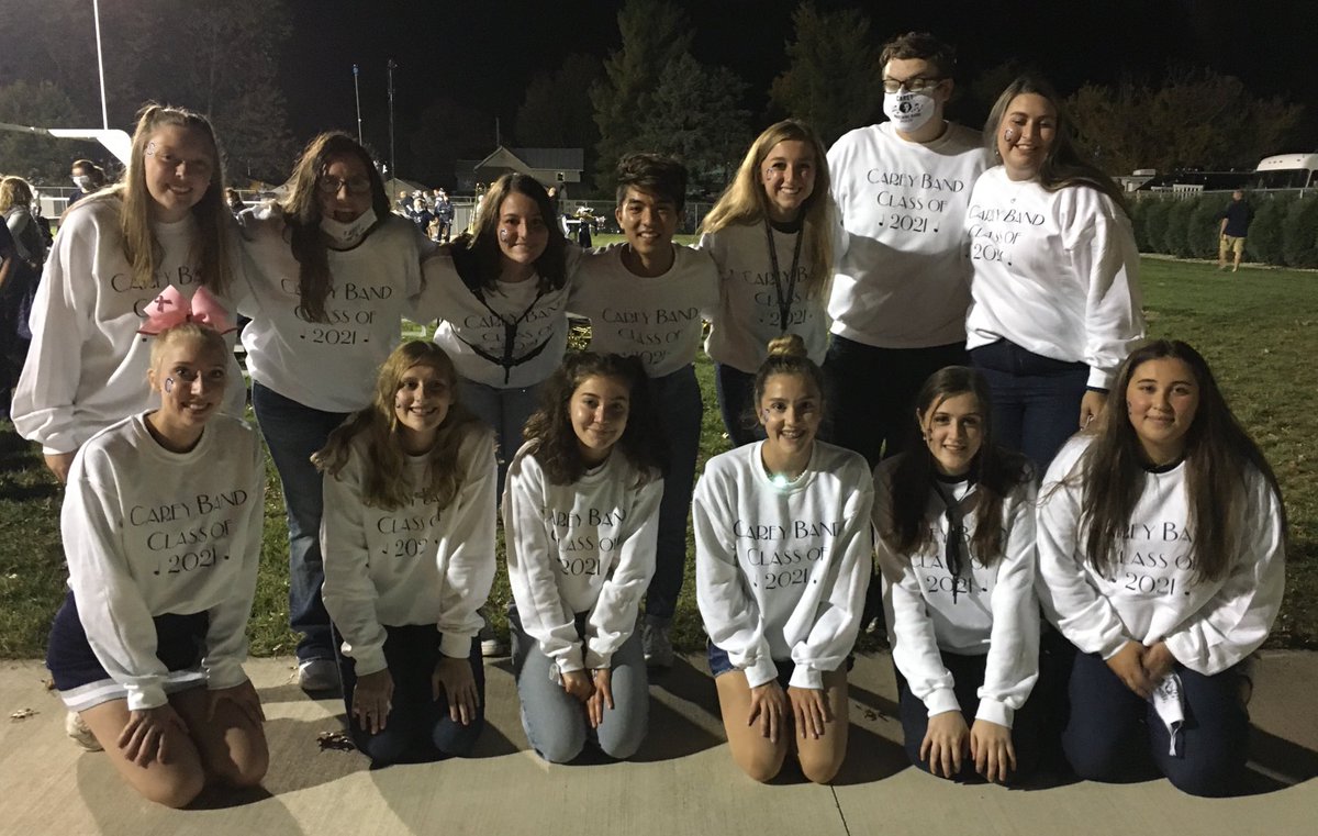 CareyBands's tweet photo. What a great group of seniors! Band class of 2021! #prideofcarey #chsband https://t.co/NyTLHiFFWu