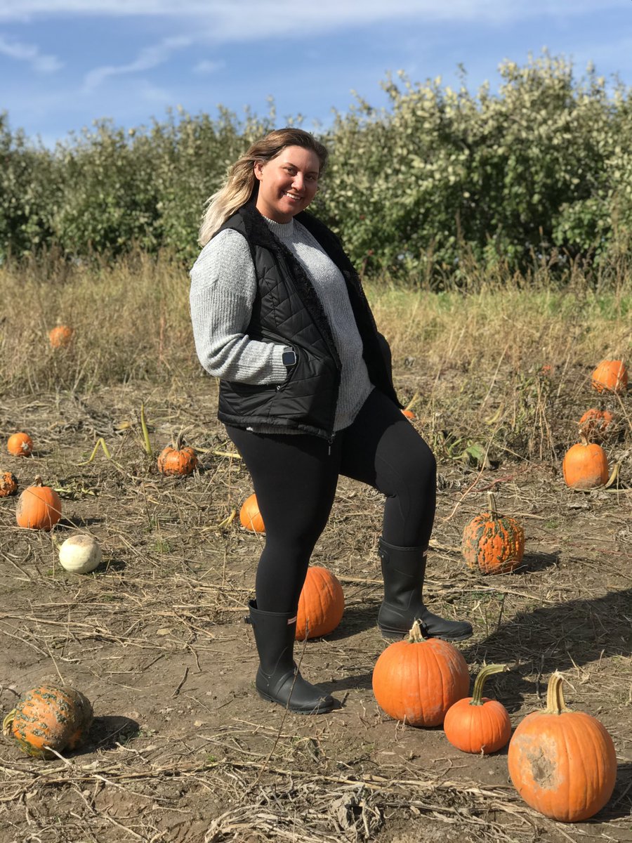 courtneysankey's tweet photo. how it started                 how it’s going https://t.co/oSdaXXJjCj