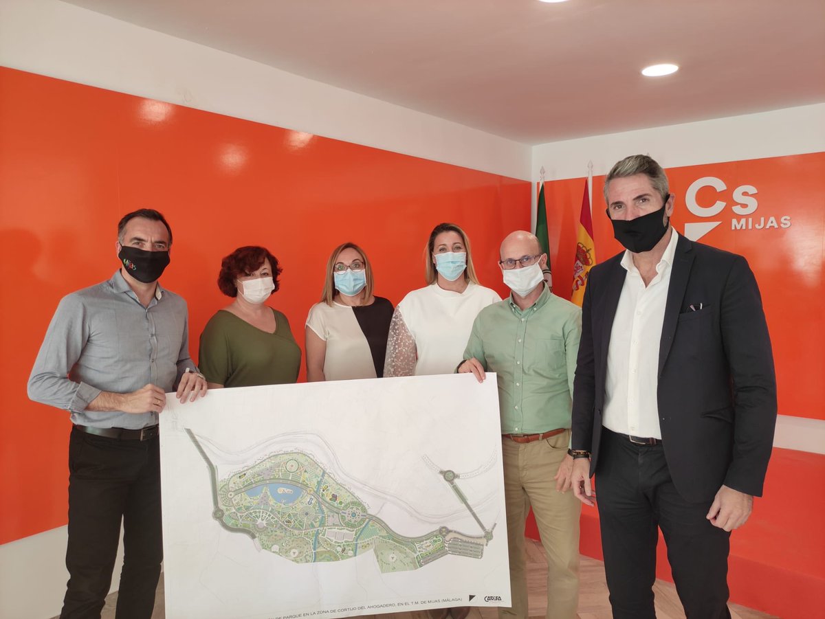 #GranParqueCostaDelSol🎡 | #Mijas

🍊Hoy es un día grande para el municipio. Hemos conocido una gran notica que marcará un antes y un después.
✅ ️Después de varios años de trabajo, hemos conseguido que la Junta apruebe nuestro proyecto del Gran Parque de Mijas.💪