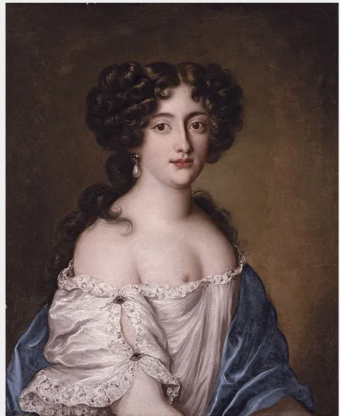 wyvernandstar's tweet photo. Anne, illegitimate child of King Charles II

At 15, she had an affair with her father's mistress, Hortense Mancini. After the women were embroiled in a public swordfight in their nightgowns, Anne's husband exiled her to a Paris convent. She then absconded with her mother's lover https://t.co/3wXgoe57pg