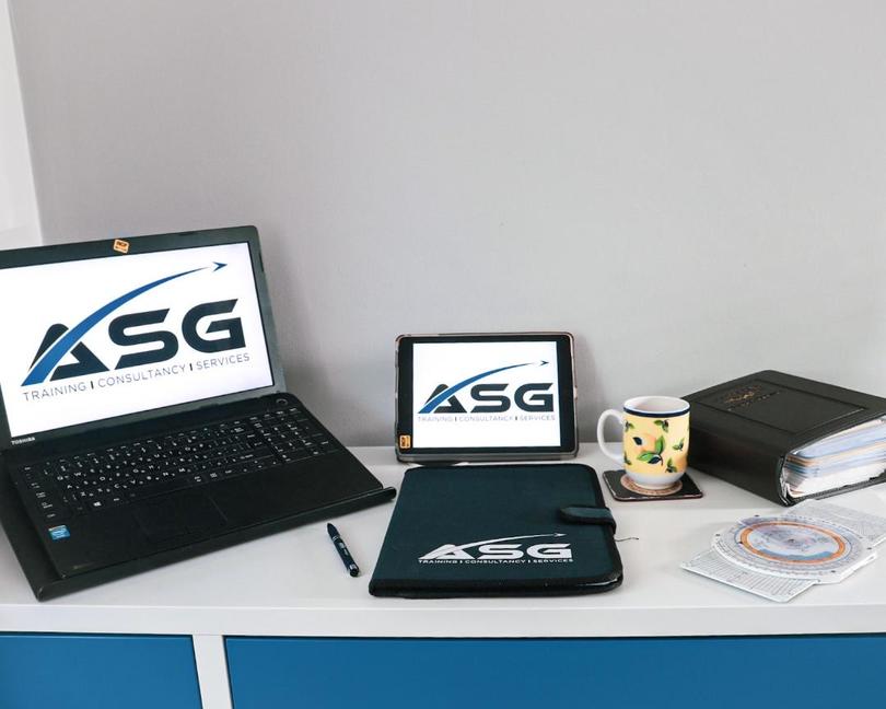 asg_ato's tweet photo. What does your ATPL study setup look like? 👌
#ATPL #Hybridclass #ATPLexams #OnlineATPL #IAA #EASAATPL #StudentPilot #AirlinePilot #ASG #VirtualATPL #ASGATPL #Pilot #AirlinePilot #StudentPilotIreland #FlyinginIreland @asg_ato https://t.co/89O22Dk4L7