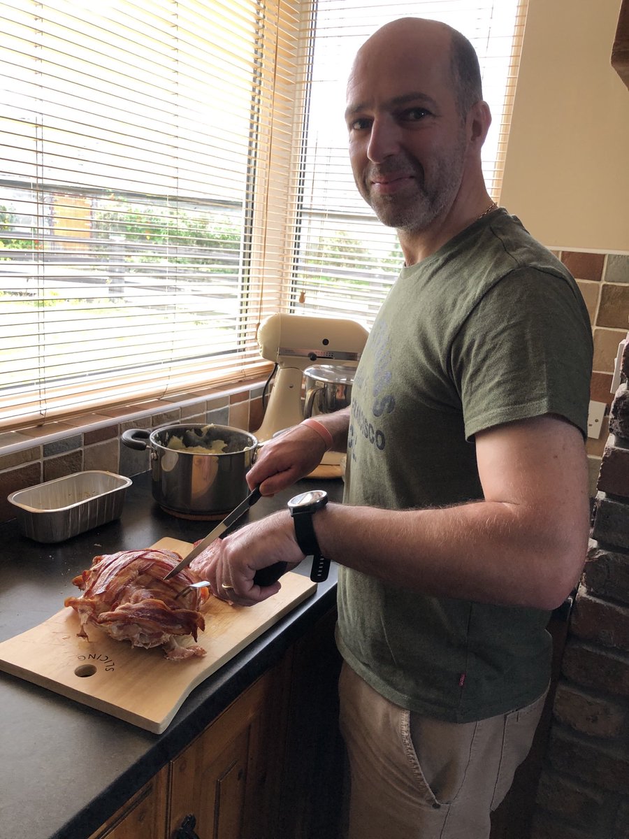 Canadian Family traditions carrying on here in Northern Ireland. Happy Thanksgiving to all our friends in 🇨🇦 Not even a virus powered by #FakeNews will cancel this 👍🦃 ⁦<a href="/ScottCaughill/">Scott Caughill</a>⁩ ⁦<a href="/l_noordegraaf/">Lydia Noordegraaf</a>⁩ ⁦<a href="/waynebt333/">Wayne Beattie</a>⁩ ⁦<a href="/JasonMigchels/">Jason Migchels</a>⁩