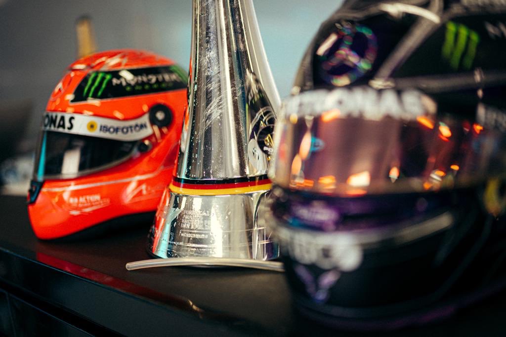 MercedesAMGF1's tweet image. ❤️🏆💜