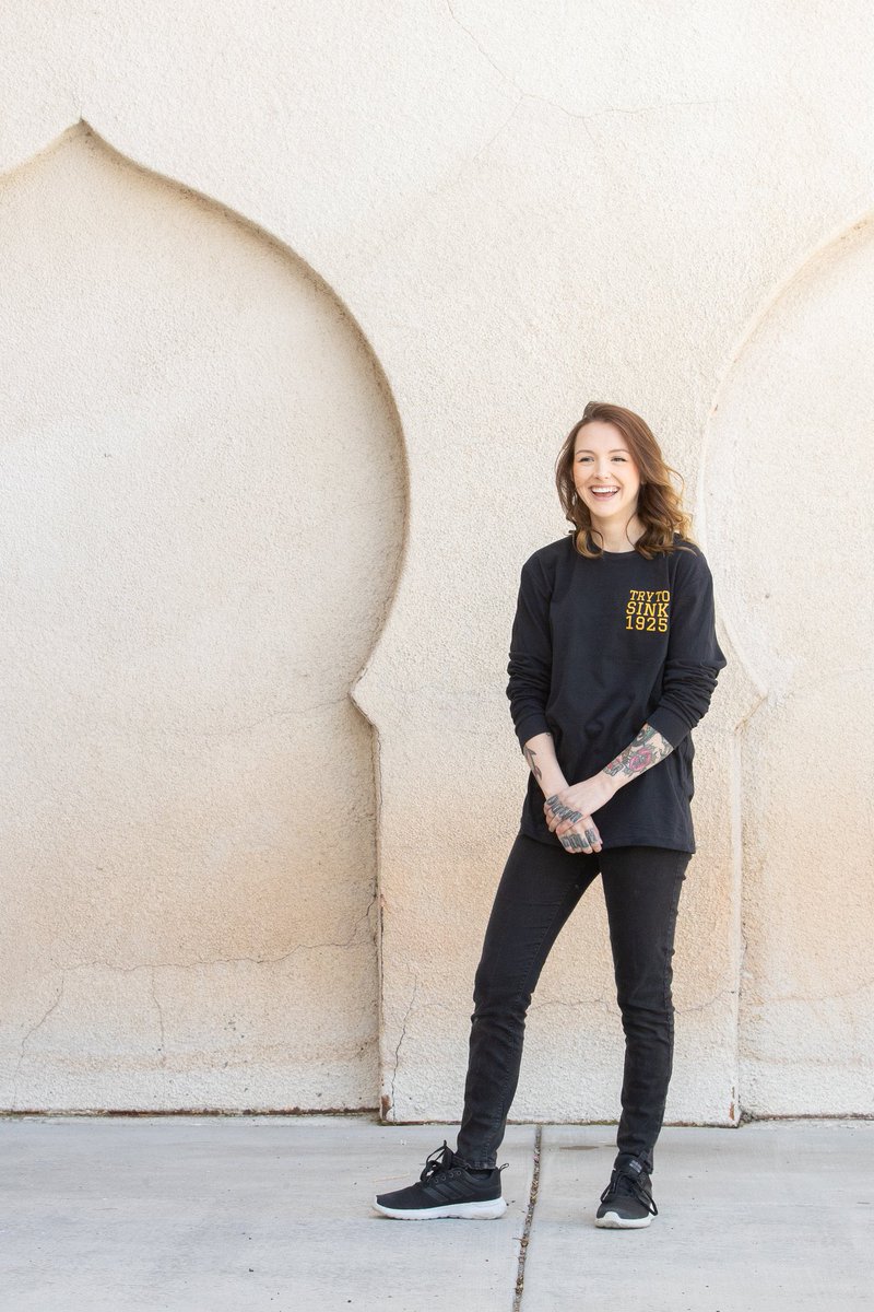 SaltairFC's tweet image. 🚨 SHIRT GIVEAWAY 🚨 

Enter now! Follow 3 steps for a chance to win. 🔥

RULES:

Like &amp;amp; retweet! Then list your shirt size in the comments~ we’ll pick 5 winners on 10/14.

SUPPORT FAKE SOCCER
🌊 #TRYTOSINK 

Shop now at saltairfc.com - save 15% with code TRYTOSINK15