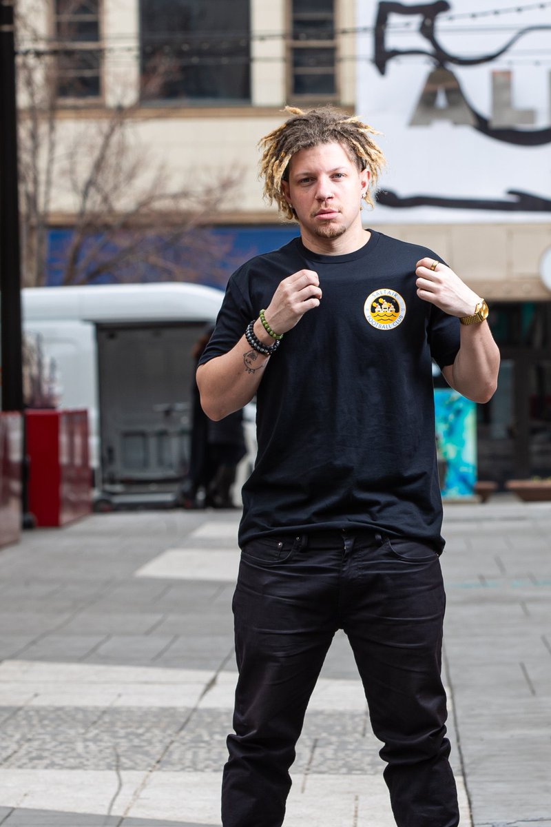 SaltairFC's tweet image. 🚨 SHIRT GIVEAWAY 🚨 

Enter now! Follow 3 steps for a chance to win. 🔥

RULES:

Like &amp;amp; retweet! Then list your shirt size in the comments~ we’ll pick 5 winners on 10/14.

SUPPORT FAKE SOCCER
🌊 #TRYTOSINK 

Shop now at saltairfc.com - save 15% with code TRYTOSINK15