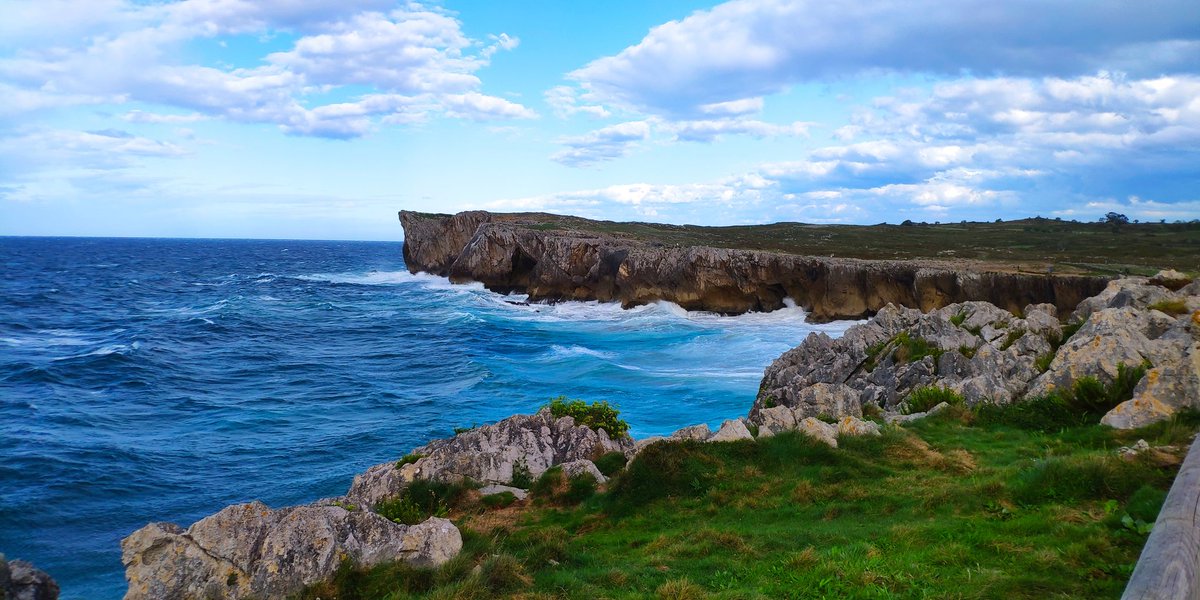Nomads_Spain's tweet photo. La espectacular paleta de colores 🎨 de Asturias, nunca deja indiferente, ¿no te parece? 😍

#NomadSpain #Wanderlust #Viajar #España 🇪🇦 #Asturias #SinFiltros 📷 https://t.co/nBs6BFN06c