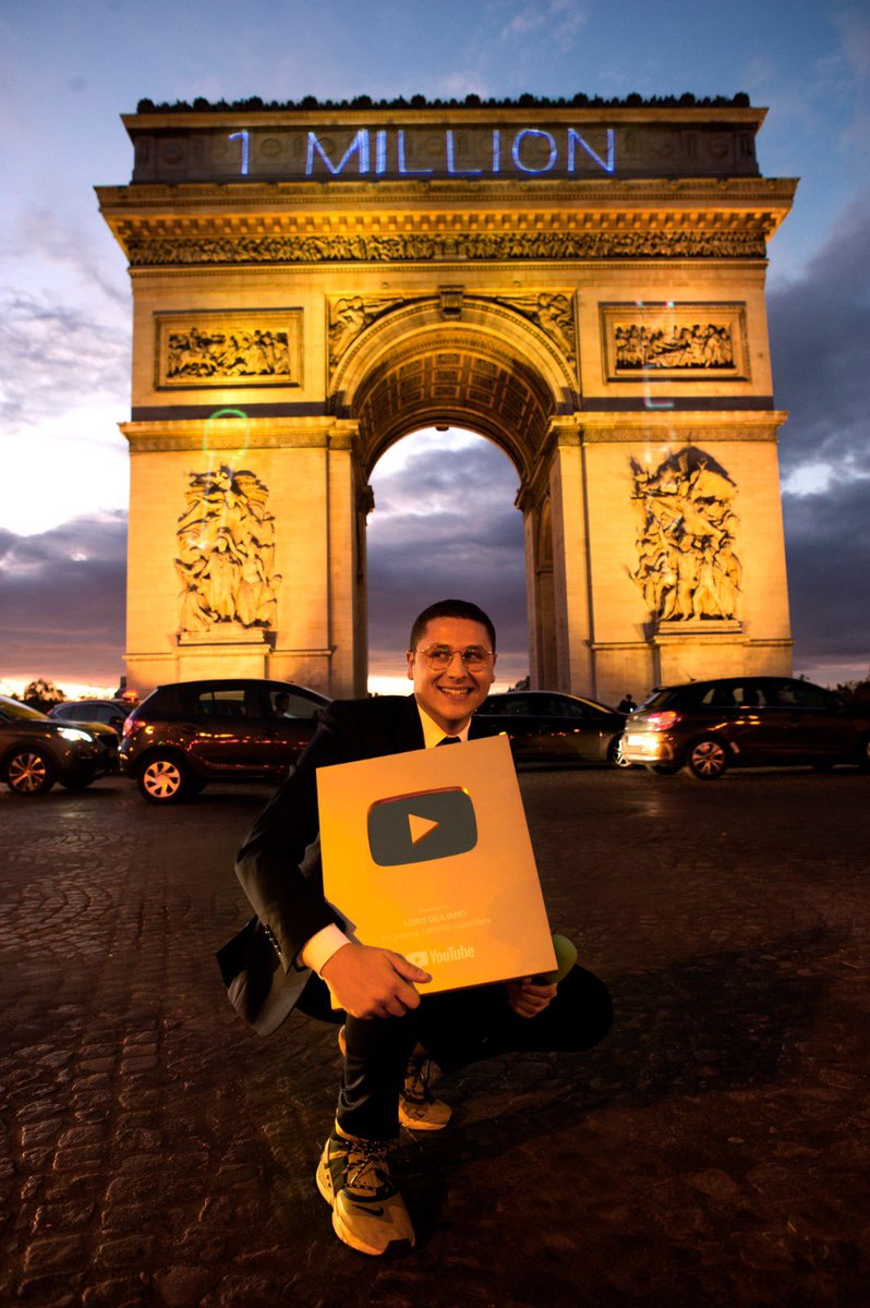 Loris_Giuliano's tweet photo. Merci à vous tous pour ce million ❤️
Merci à ceux qui étaient là pour voir ça ❤️
Merci à ceux qui m’ont aidé à réaliser cette bêtise ❤️
Je vous aime fort ❤️❤️❤️❤️❤️ 
la vidéo arriveeee https://t.co/Qyj3RpBchs