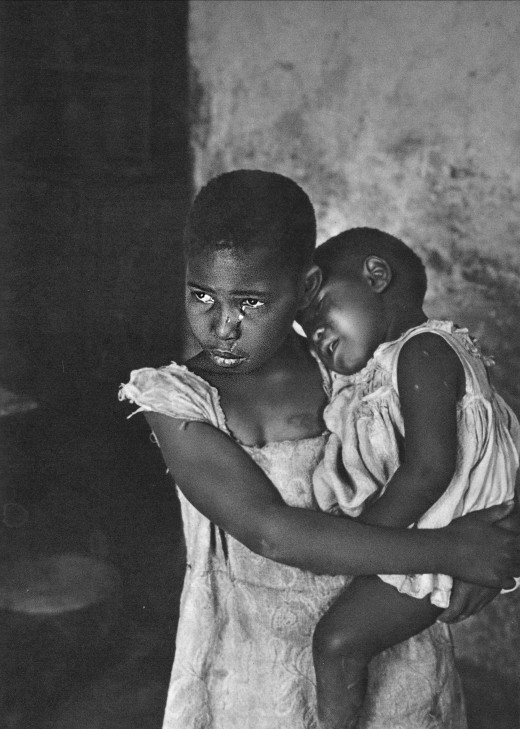 mediaforcc's tweet photo. Girls are humans and should be treated as such. They deserve equal rights and should also be given priorities.

Share with us the challenges of the girl child in your community.

#GirlNotBride
#GiverHerAPenNotPenis 
#InternationalDayOfTheGirlChild https://t.co/FaXiuPIgiM