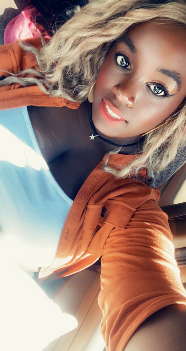 Poeticfire28's tweet photo. Church??? never heard of it. It’s 10:15 a.m and I’m tipsy #welcometosunday https://t.co/g53mBaWbJ5