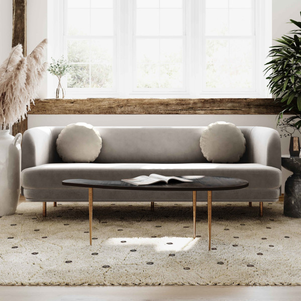 YoloInteriors's tweet photo. Simple yet bold, the Sariah sofa was designed to offer a modern and minimalist feel for your space. Featuring a deep seat, plush velvet upholstery, high-density cushions and a kiln-dried wooden frame, it combines style and comfort beautifully. https://t.co/d3OzdtefUo