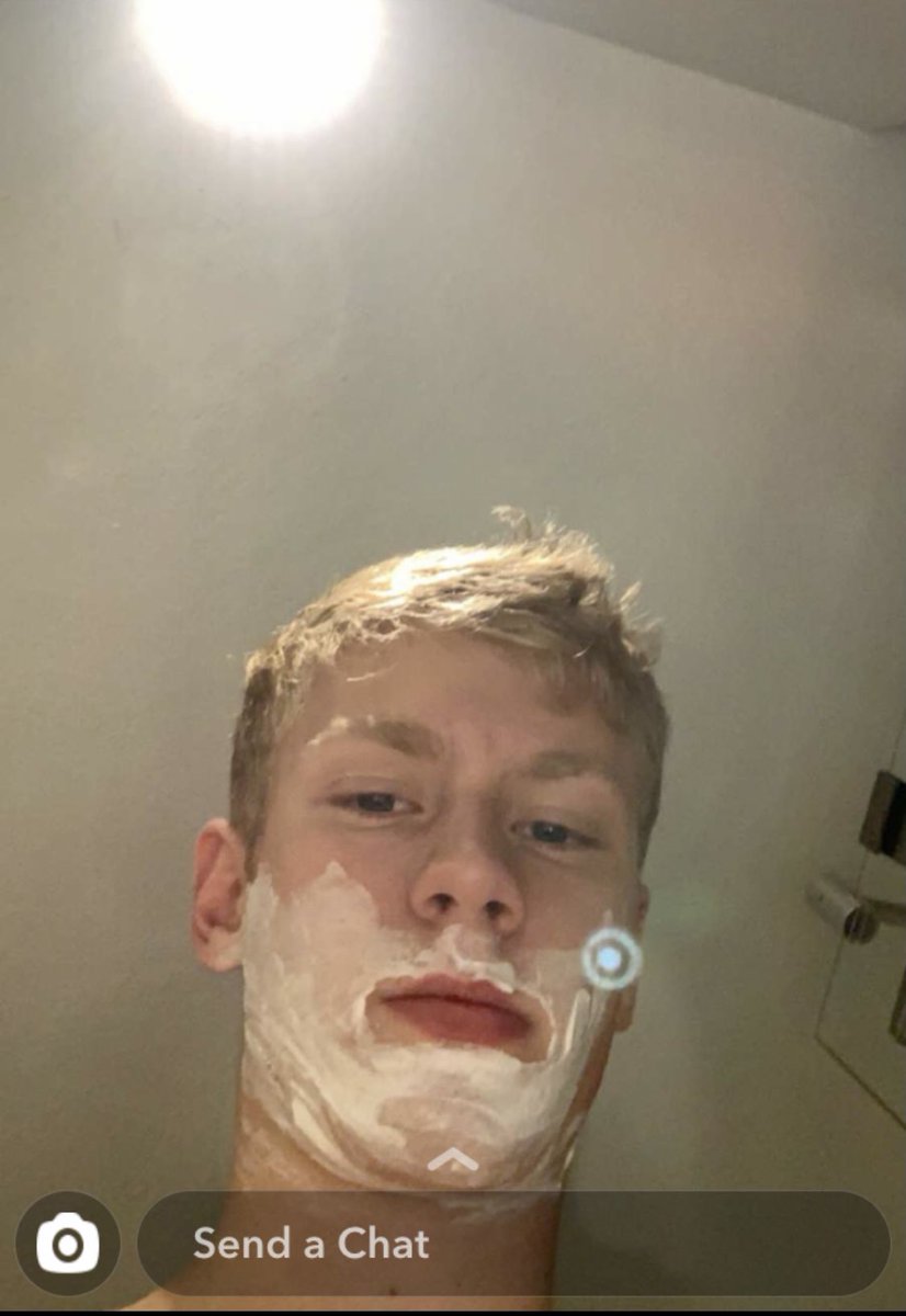 Eyþór Wöhler tweet media
