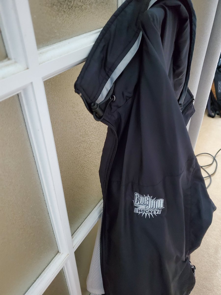 mikejames1962's tweet photo. Just found this 25 years old jacket in the closet @DougCurrie @kennymack16 @pmurnaghan66 #greattimes https://t.co/T28wEuqYV3