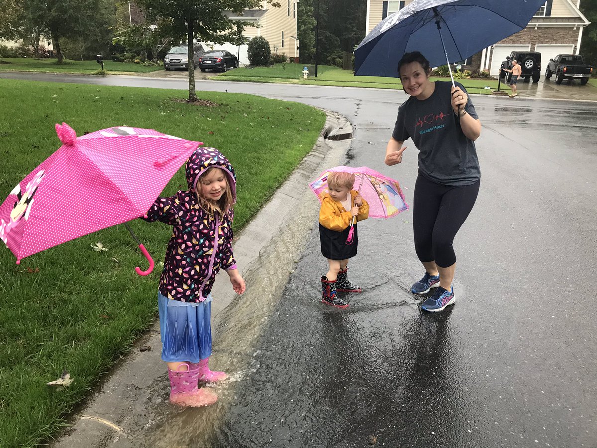 FieldRachel34's tweet photo. We didn’t quite walk but we did a lot of stomping!@HeartofCLT  @AtriumHealth #sangercardiacrehabers #sangerheart https://t.co/q6VJ74A2Tj