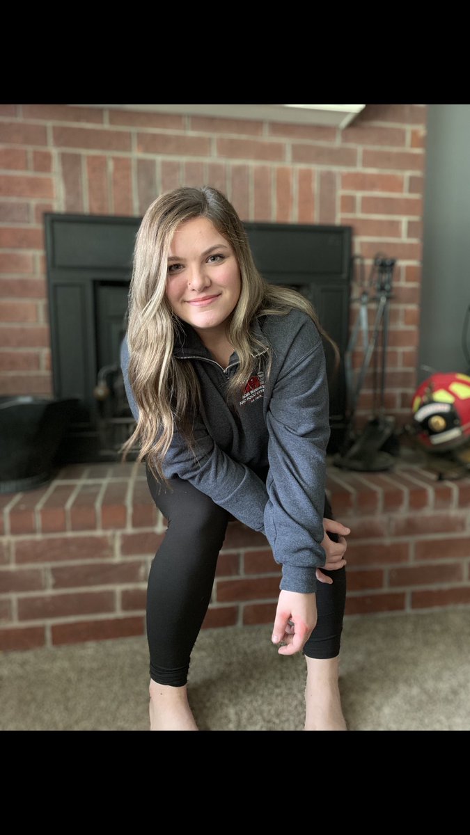 JacklynMerr's tweet image. The 1st picture is before I met forrest and the last pic is after. This simply shows how happy you can be when someone shows you the same love as Forrest does for me🥺💕