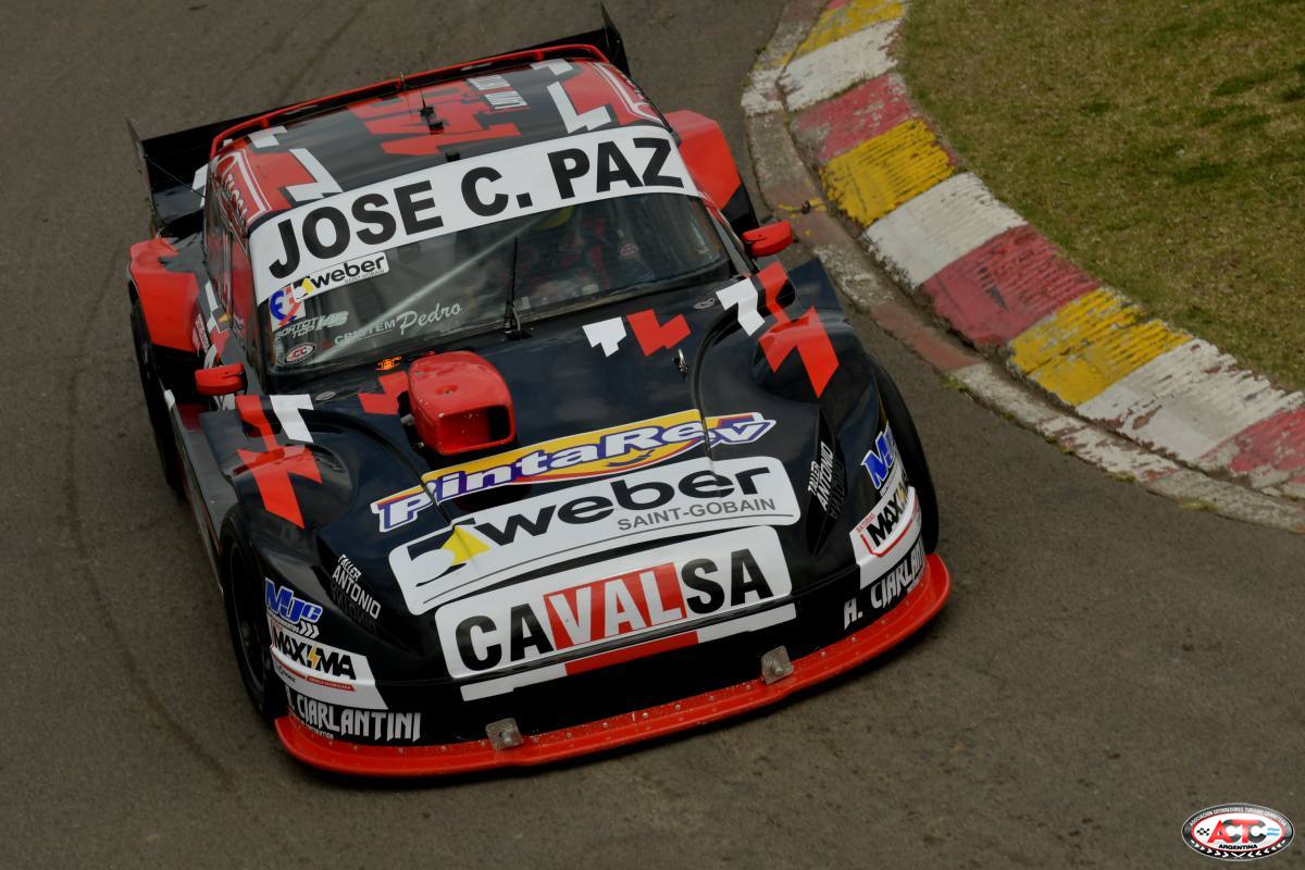 En San Nicolás estuvimos con <a href="/flavio_bortot/">Flavio Bortot</a>, a cargo de la atención de su Ford de #TCPista. Tenemos mucho trabajo por delante pero estamos muy confiados y motivados 💪

FOTO: ACTC Prensa