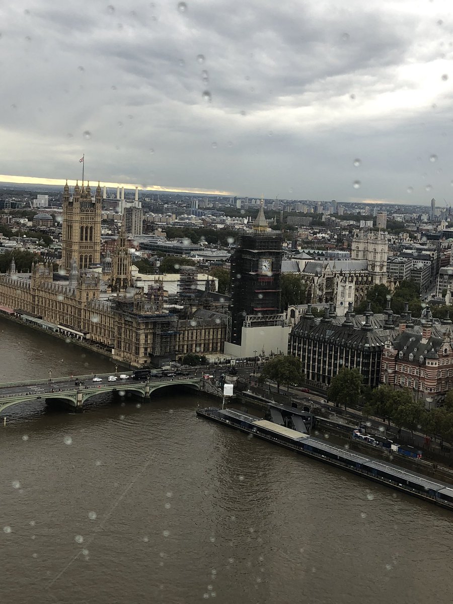 calsutton's tweet photo. londoneye #londoneyeview #londonview #londonview #view #londonisquiet #westminsterbridge #westminster #bigben   #gymking #menswear #fashion use code  LIAMM10 get 10% it’s anyoing you cart put more 4 pictures in one post https://t.co/q7EB6xfw4H