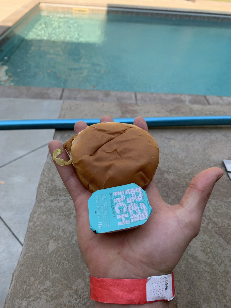 LINDSanity1's tweet image. . @GrippingFood