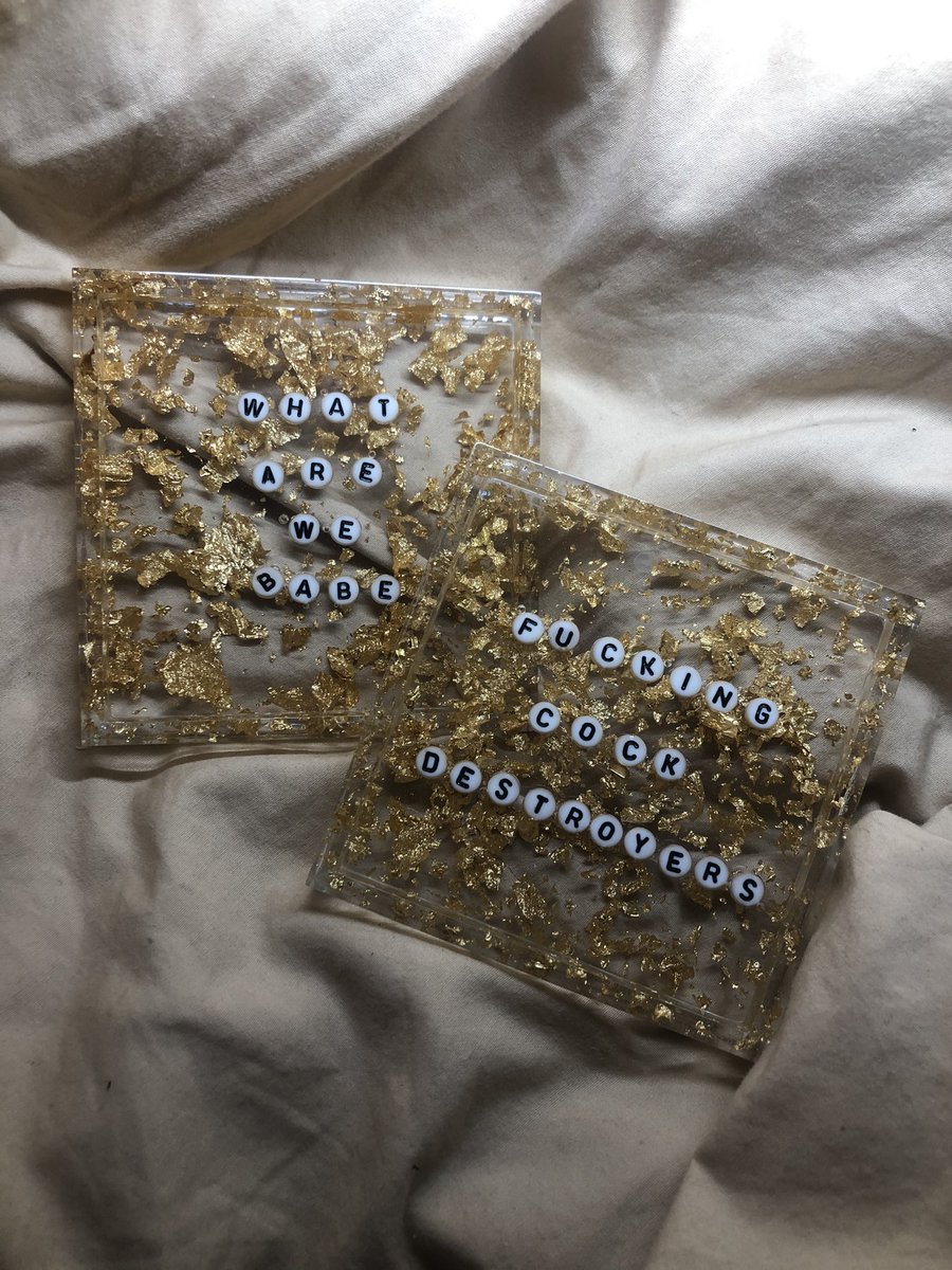 charrobinsxn's tweet photo. I’ve started a new little business venture making little resin creations including ashtrays, keyrings &amp; coasters! Please share to help me reach potential customers🥺 @charlottecreated on Instagram x https://t.co/vLYxBC877Y