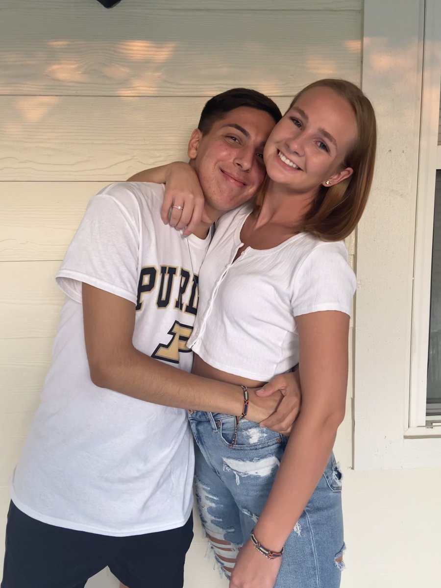 wyatthoward30's tweet photo. Happy Birthday to my love 💜 keep aspiring to achieve your dreams and not settle for anything less than what you deserve. You make me so proud and I can’t wait to see what your future has in store 💘 #20 https://t.co/wRVm0tvsuG