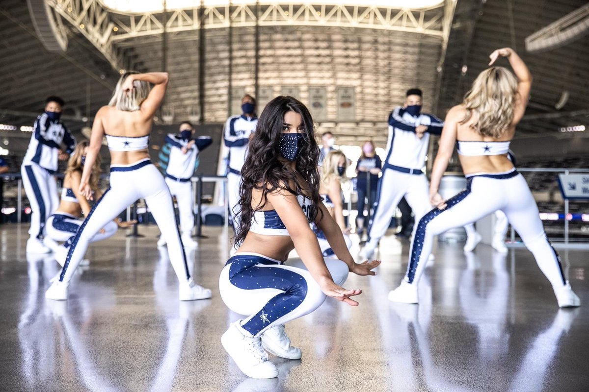 Eyes on the prize boys 🌟🏈 

#cowboysnation #americasteam #wedemboyz #americashiphopteam #dallascowboys #dallas #dance #dancer #dcrb #prodance #prodancers #dancelife #football #footballseason #profootball #nfl