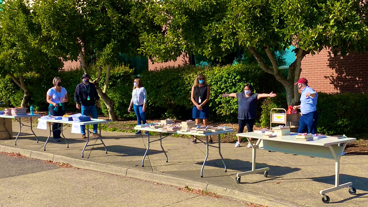 Our wonderful team of paraeducators getting students the materials they need to be ready for periods 4, 5, and 6 this week!