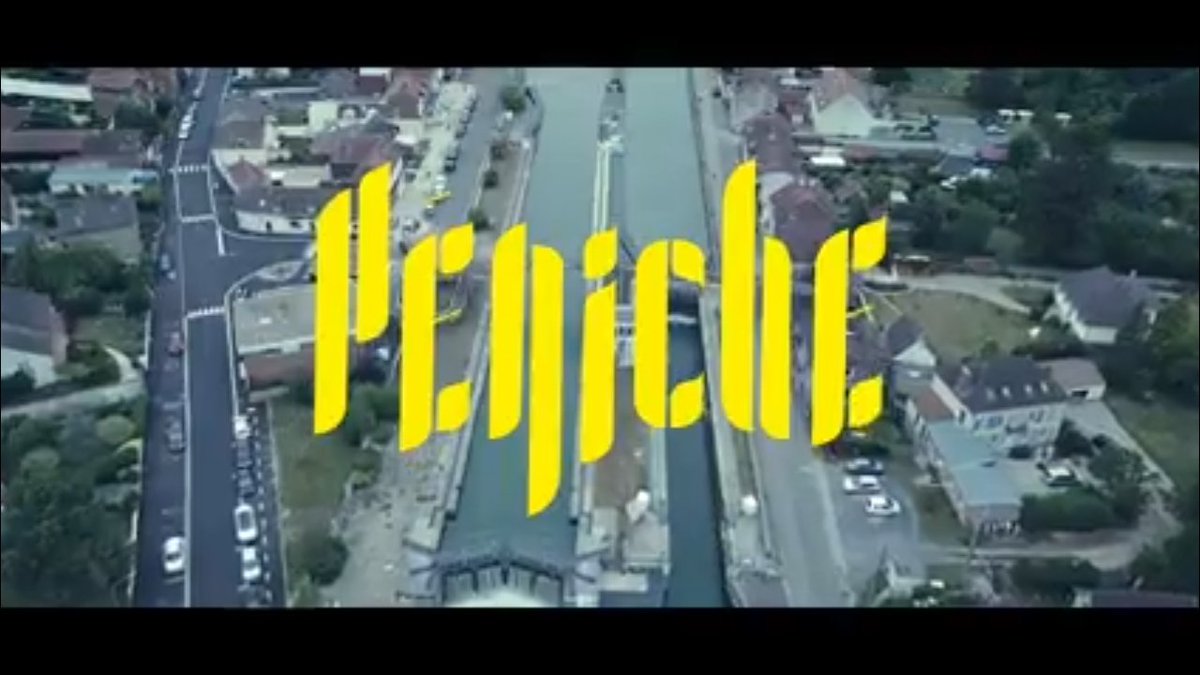 CiteBateliers's tweet photo. Quel plaisir d'accueillir ce clip à  la Cité des Bateliers et sur l'écluse de Longueil-Annel. Une équipe au top pour un rendu extraordinaire ! Avec @CC2V60 @vnf_officiel  https://t.co/2ms5BhrEVK https://t.co/dCkX2ZRwgF