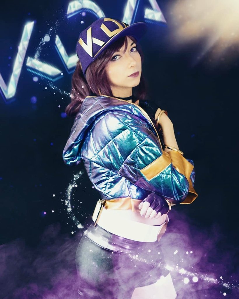 🎤💜👑
throwback to my KDA cosplays 
*
📸 <a href="/Butterflyscar/">Evil little 🍑</a> <a href="/Cinnamon_Mai_/">Mai💛</a>
<a href="/_Kisharu_/">Kisharu</a> <a href="/_sayory_/">Sayory</a>
*
#allout #STYLEMORE #kdacosplay  #cosplayergirl #KDAMORE 
<a href="/KDA_MUSIC/">K/DA</a>