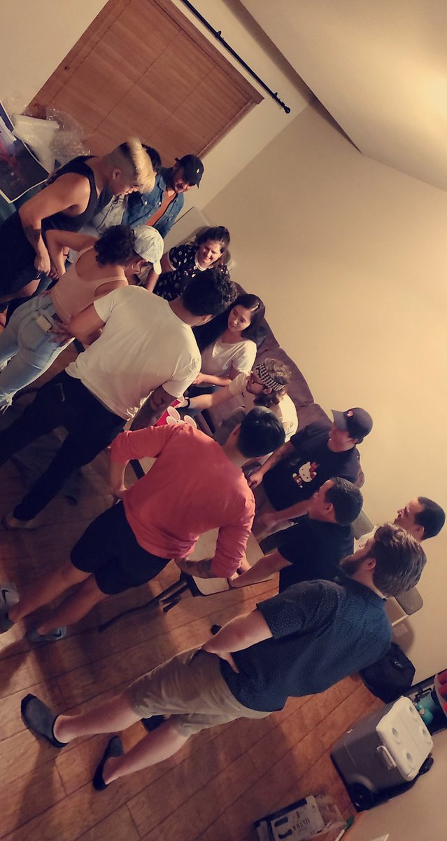 JungleCatJamie's tweet photo. Acting like we're in college again https://t.co/rvhXA4Fvsb