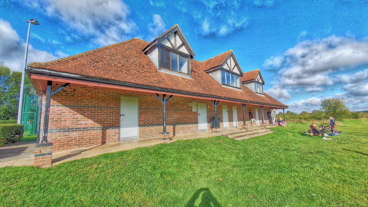 ThoseWhiteLines tweet media