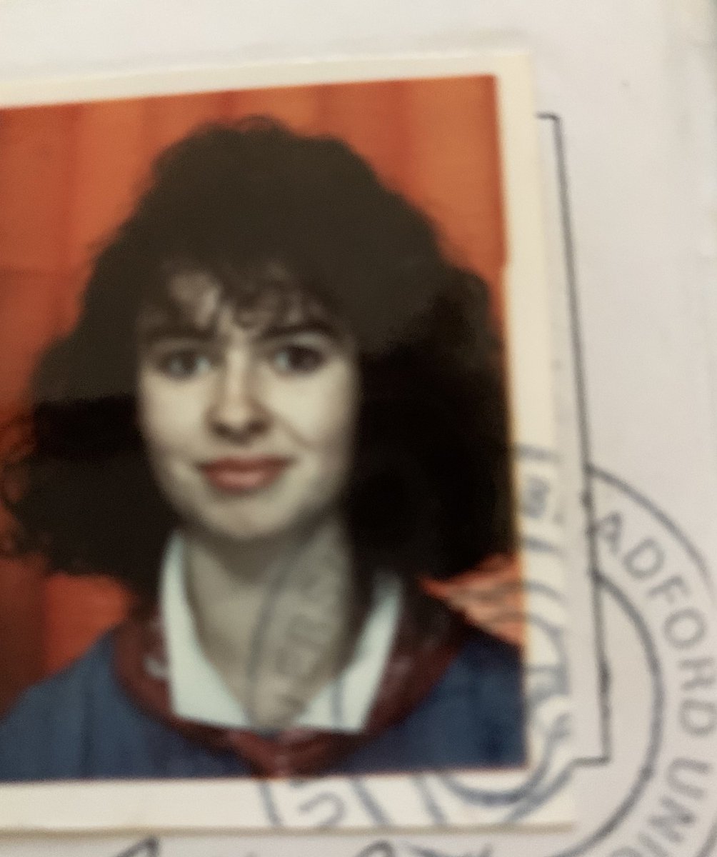 DrSiobhanReilly's tweet image. 32 years ago I was a #fresher ⁦@UniofBradford ⁦@BradManagement⁩ tomorrow I start as Professor of Applied Dementia Research &amp;amp; Director of the Centre for Applied Dementia Studies ⁦@Dementia_UoB⁩. So excited to be joining the talented team!