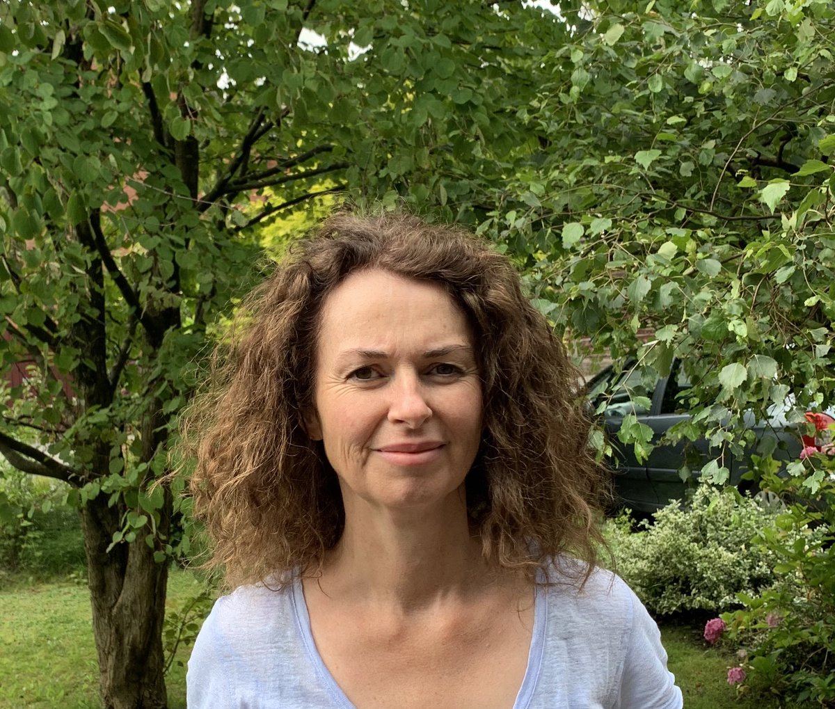 DrSiobhanReilly's tweet image. 32 years ago I was a #fresher ⁦@UniofBradford ⁦@BradManagement⁩ tomorrow I start as Professor of Applied Dementia Research &amp;amp; Director of the Centre for Applied Dementia Studies ⁦@Dementia_UoB⁩. So excited to be joining the talented team!