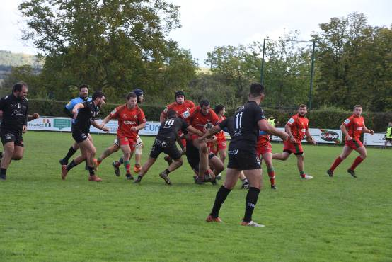 Exploit du Rugby sancerrois à Auxerre, le Bourges XV arrache un point au Creusot leberry.fr/sancerre-18300…