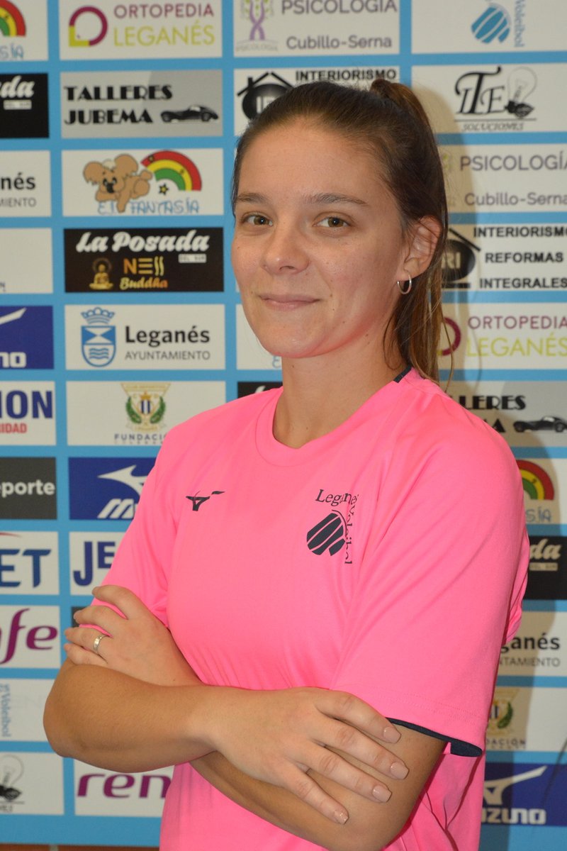 Equipo IDEAL de la 1ª jornada |

Flor Tortarolo (opuesto 1), Olivia Isidro (atacante 2) y Sandra Salleras (líbero 2), forman parte del equipo ideal de la <a href="/RFEVB/">Real Federación Española de Voleibol</a> en la primera jornada de la liga 💪💪

#VamosLega #MejorCanteraESP