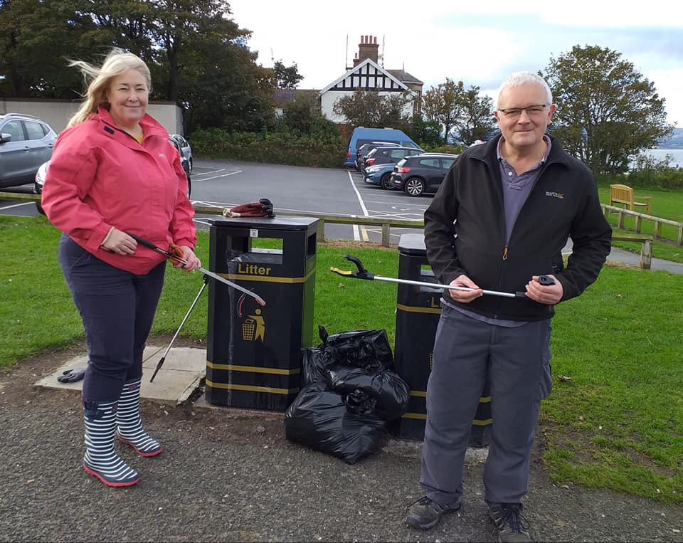 MartinMcRandal's tweet image. We lifted 5 bags of rubbish during our #beachclean at #Seapark this morning. We always find a lot of used wet wipes and similar items on Seapark beach. This morning was particularly bad. @ANDborough #leavenotrace #LiveHereLoveHere