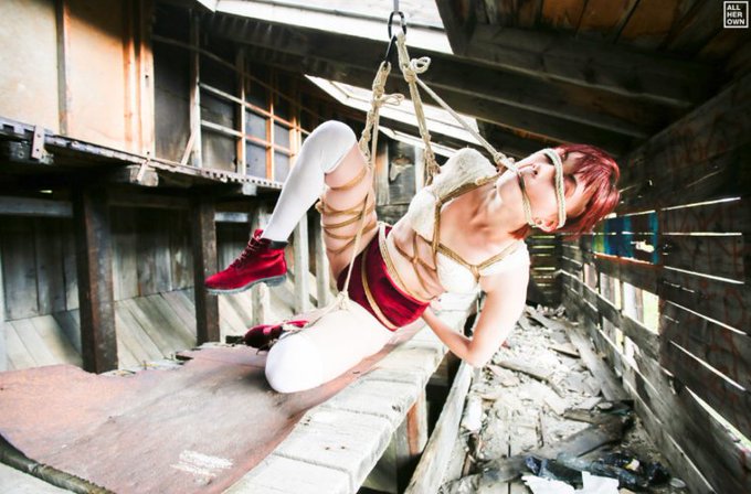 Rt if you like bondage 😈  Rope by OpalRope Photos by AllHerOwn https://t.co/00jylRy7bd